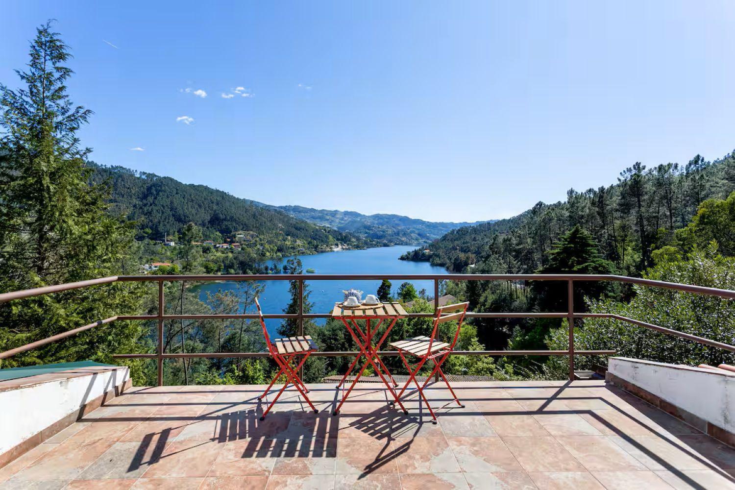 Geres Mountain Lake Views By Geres Casas 외부 사진